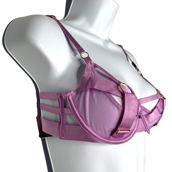 Victoria's Secret Very Sexy Unlined Balconette Strappy Harness Bra NWT - Picture 4 of 15